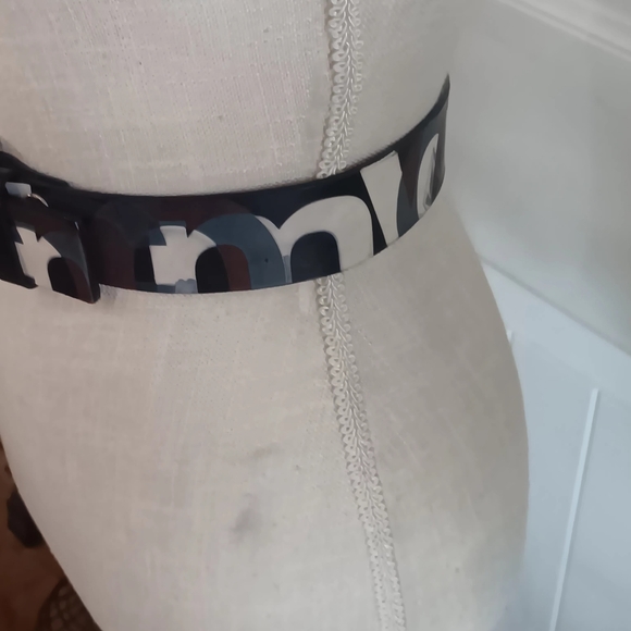 VOLCOM Stone Genuine Leather w Chrome Hardware Graphic Belt - Picture 6 of 11